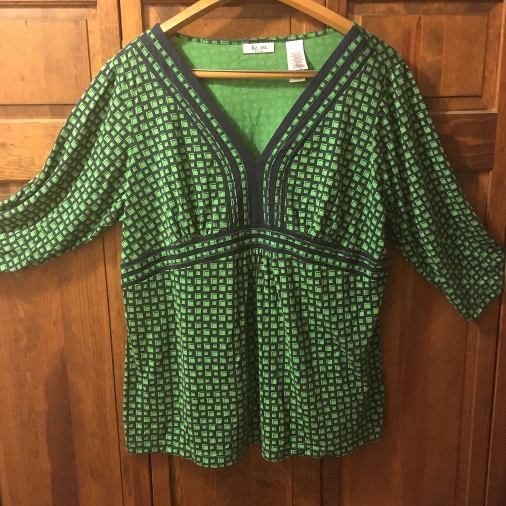 Green and Navy Blue Knit Top